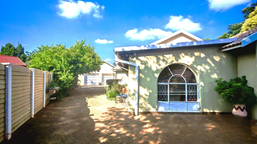 4 Bedroom Property for Sale in Waldrift Gauteng