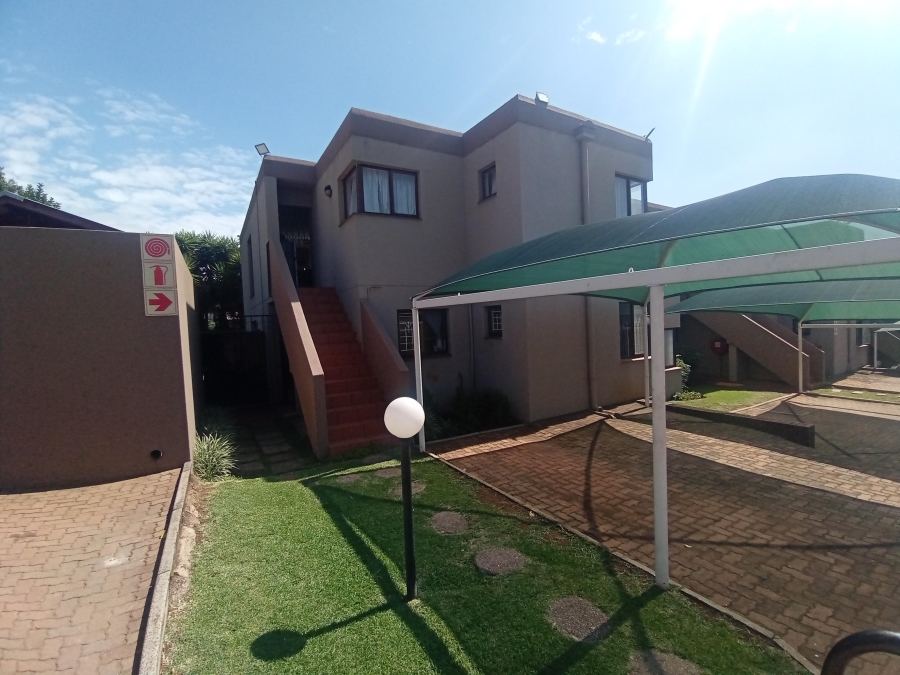 2 Bedroom Property for Sale in Glenvista Gauteng