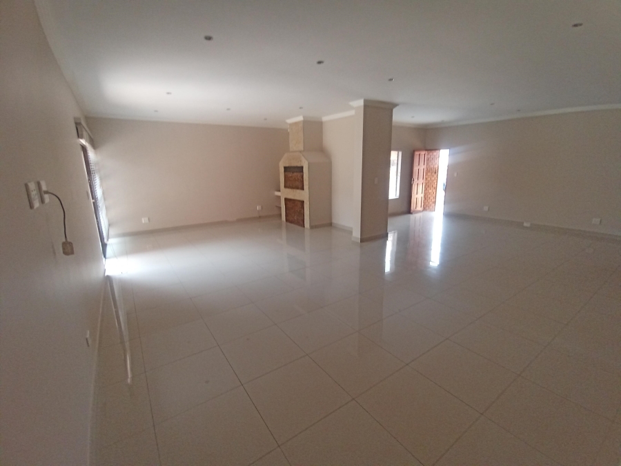 3 Bedroom Property for Sale in New Redruth Gauteng