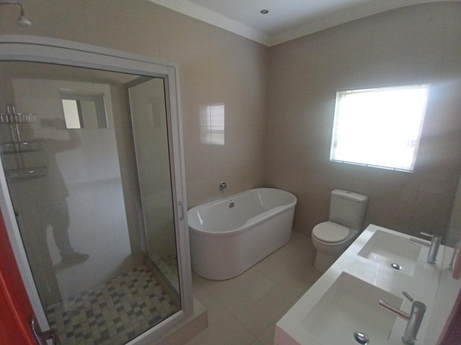 3 Bedroom Property for Sale in New Redruth Gauteng