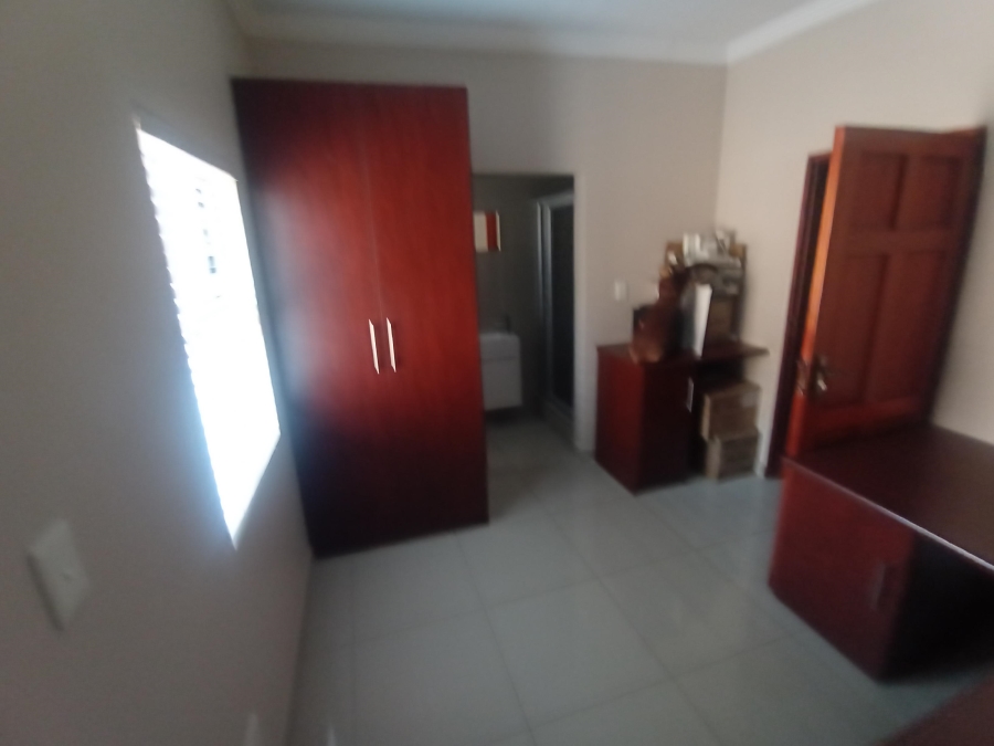 3 Bedroom Property for Sale in New Redruth Gauteng