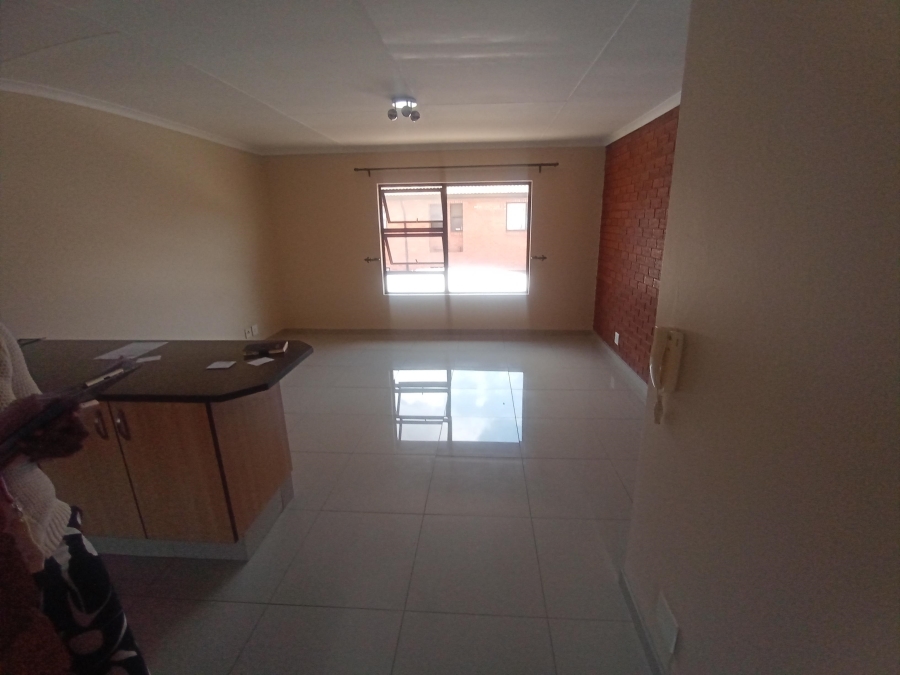 2 Bedroom Property for Sale in Florentia Gauteng