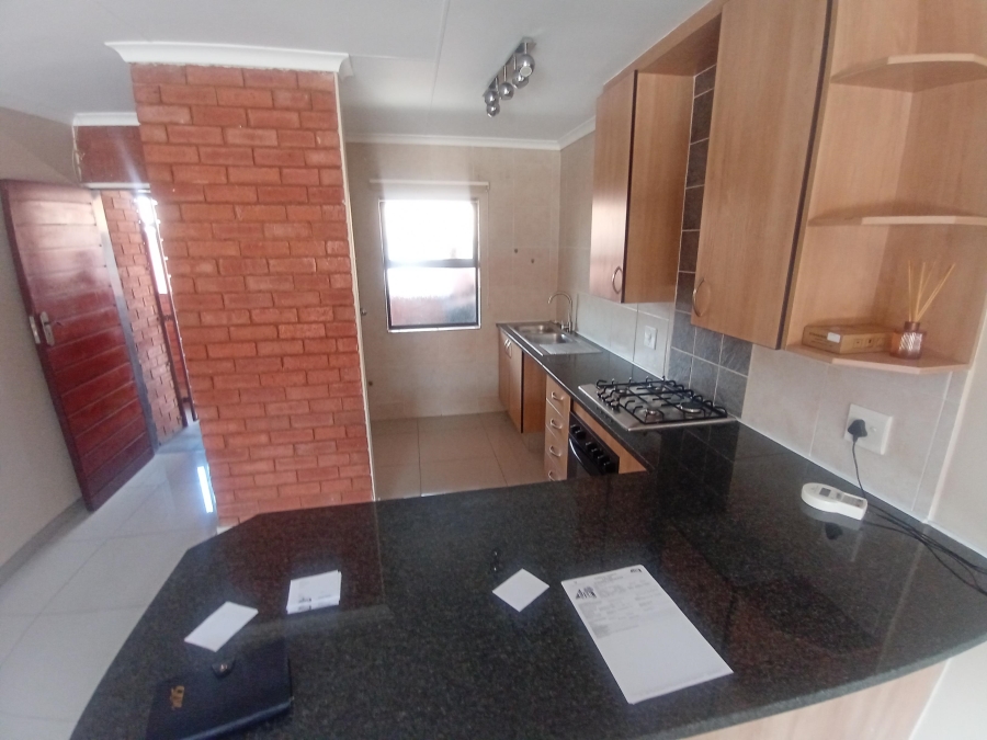 2 Bedroom Property for Sale in Florentia Gauteng