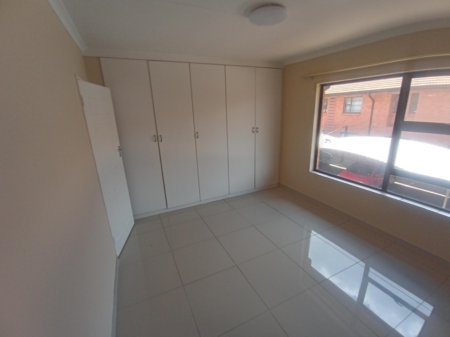 2 Bedroom Property for Sale in Florentia Gauteng