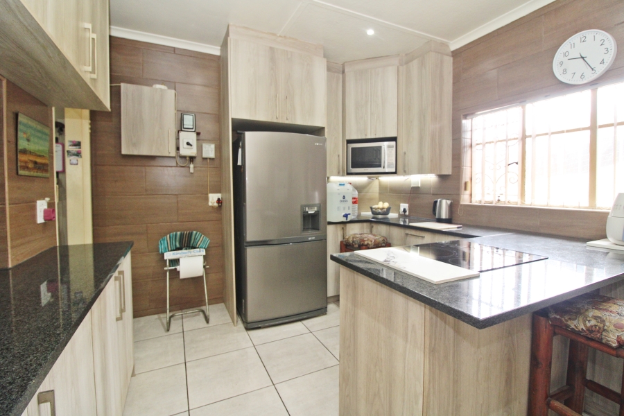 4 Bedroom Property for Sale in Gerdview Gauteng