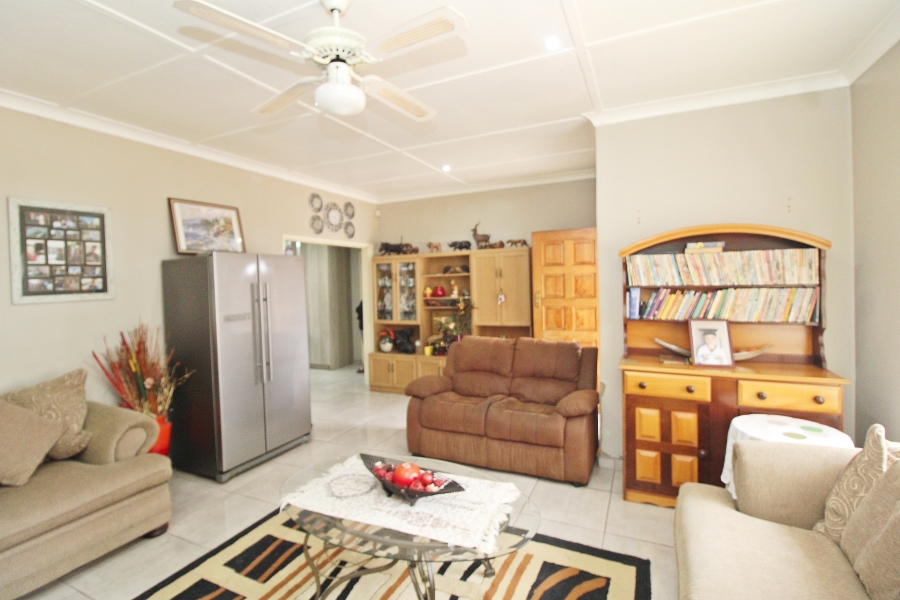 4 Bedroom Property for Sale in Gerdview Gauteng