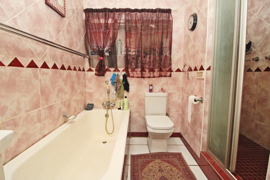 4 Bedroom Property for Sale in Gerdview Gauteng