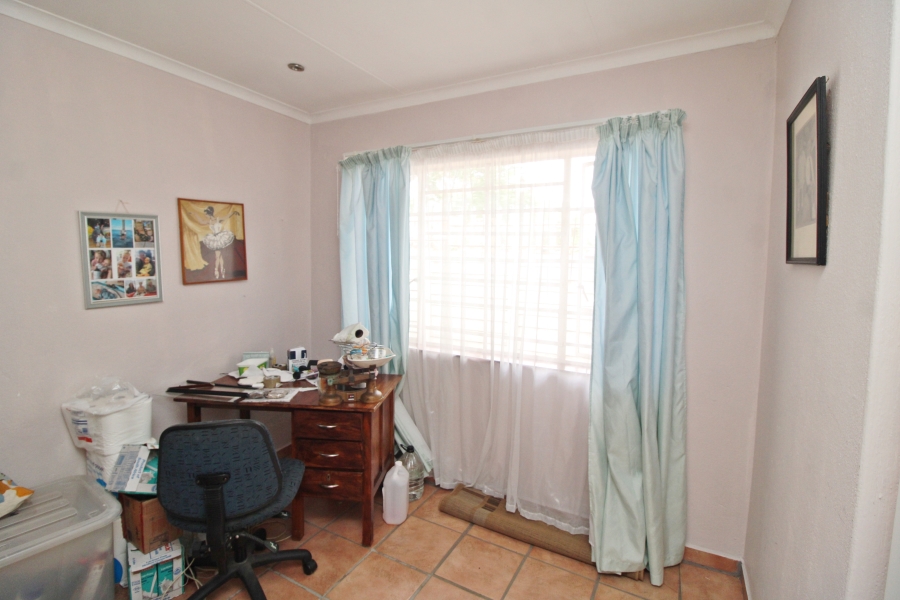 3 Bedroom Property for Sale in Klopperpark Gauteng