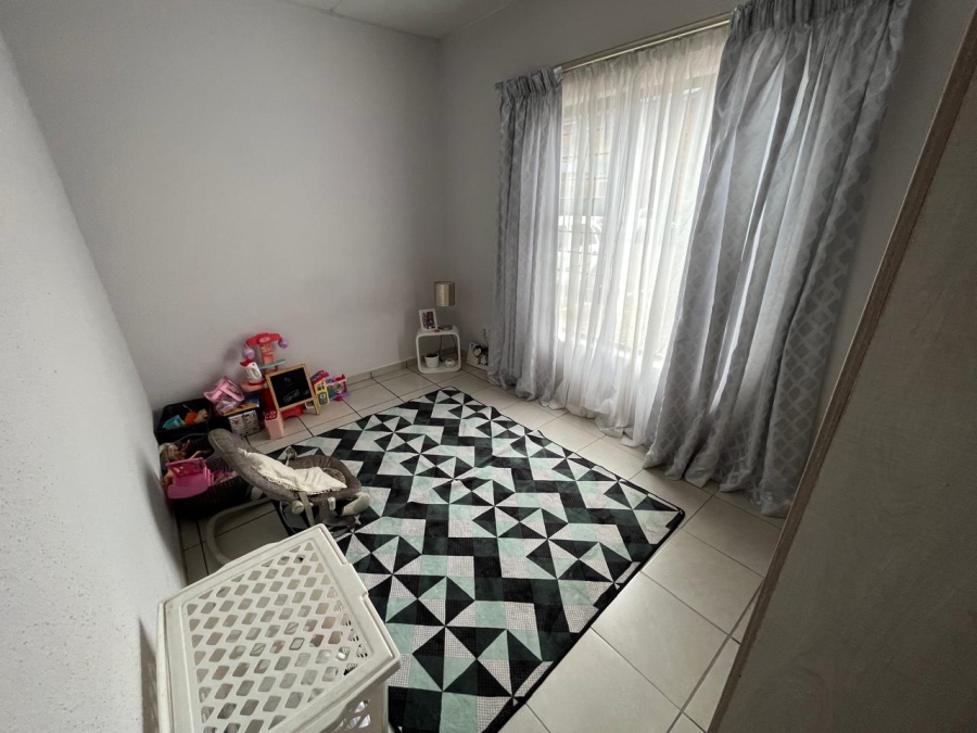 2 Bedroom Property for Sale in Albemarle Gauteng