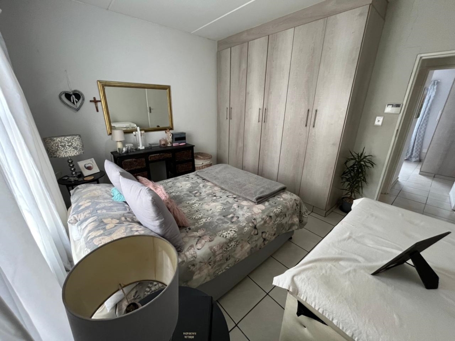 2 Bedroom Property for Sale in Albemarle Gauteng
