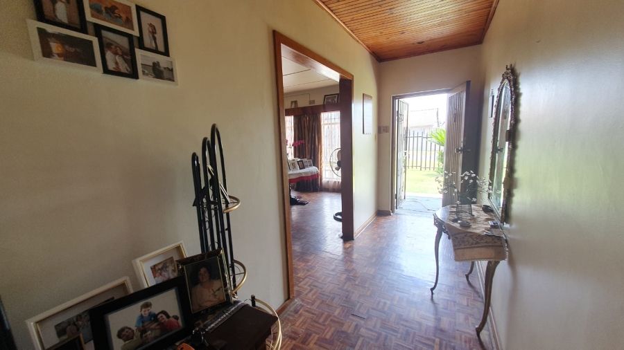 3 Bedroom Property for Sale in Tulisa Park Gauteng