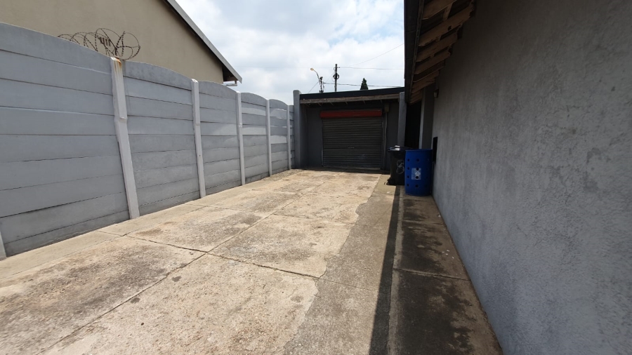 3 Bedroom Property for Sale in Tulisa Park Gauteng