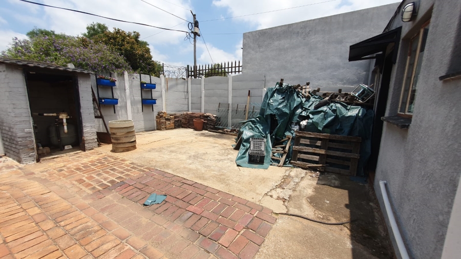 3 Bedroom Property for Sale in Tulisa Park Gauteng