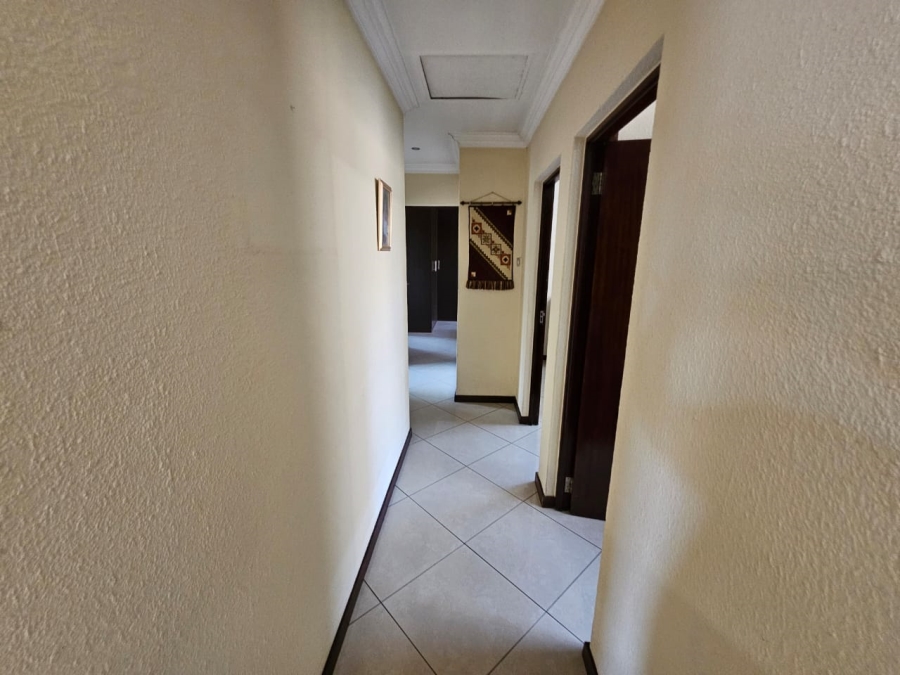 3 Bedroom Property for Sale in New Redruth Gauteng