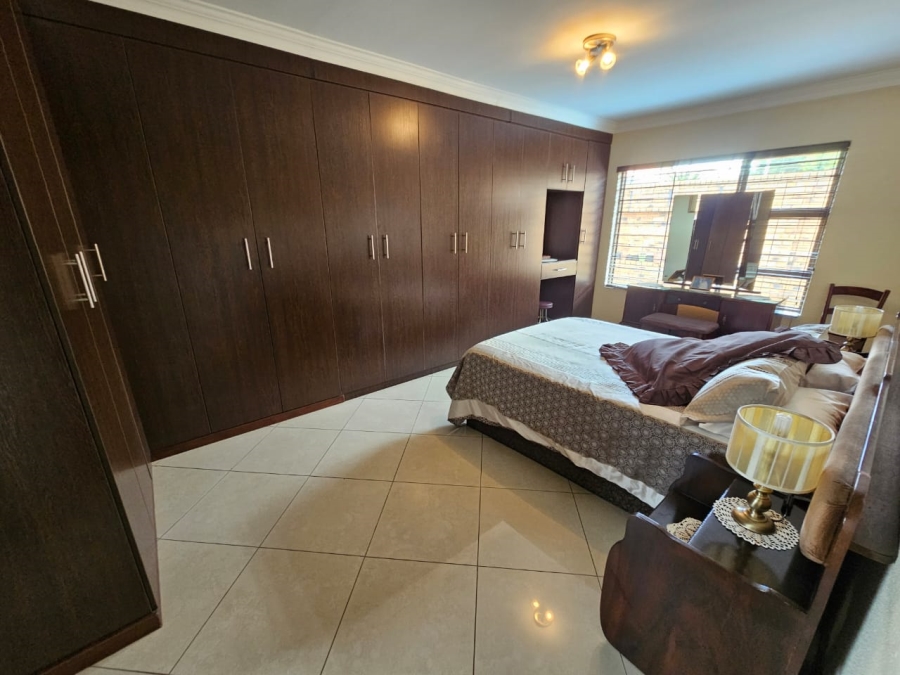 3 Bedroom Property for Sale in New Redruth Gauteng