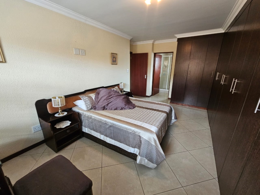 3 Bedroom Property for Sale in New Redruth Gauteng