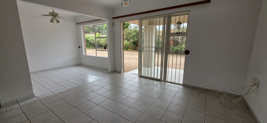 To Let 4 Bedroom Property for Rent in Ravenswood Gauteng