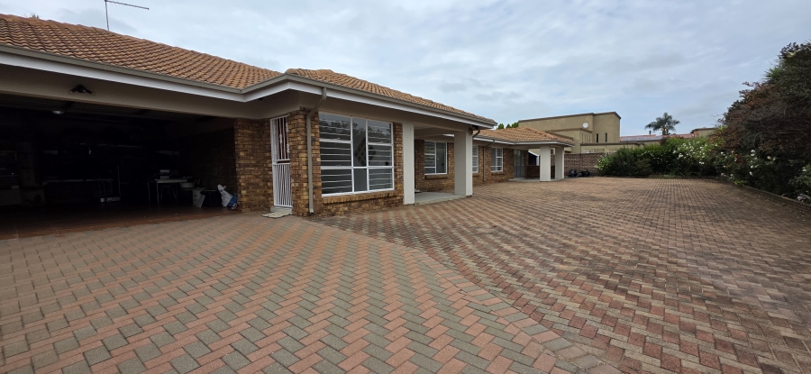 To Let 4 Bedroom Property for Rent in Ravenswood Gauteng