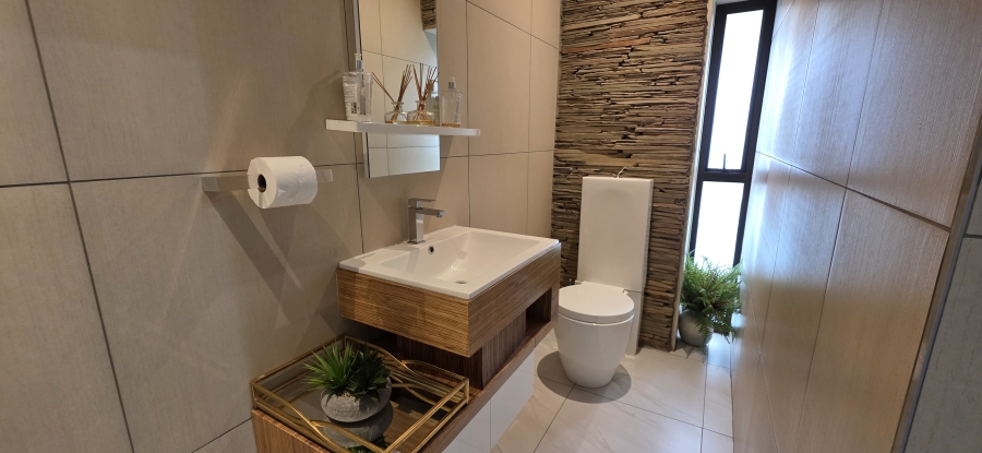 5 Bedroom Property for Sale in Greenstone Hill Gauteng