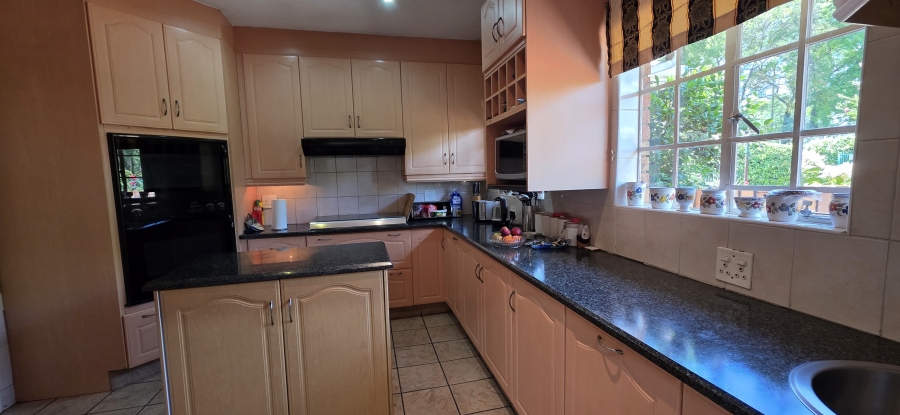 4 Bedroom Property for Sale in Dowerglen Gauteng