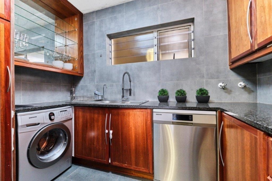 To Let 3 Bedroom Property for Rent in Morningside Gauteng