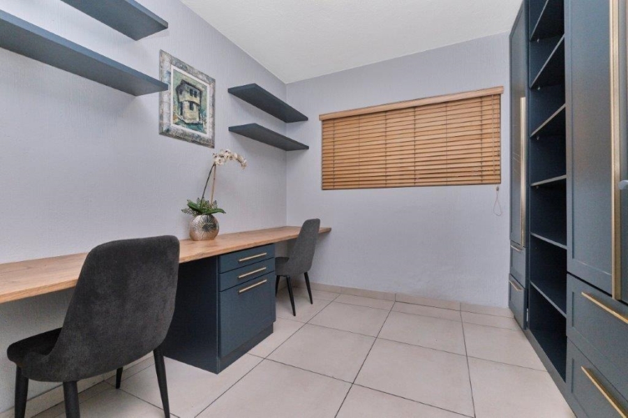 To Let 3 Bedroom Property for Rent in Morningside Gauteng