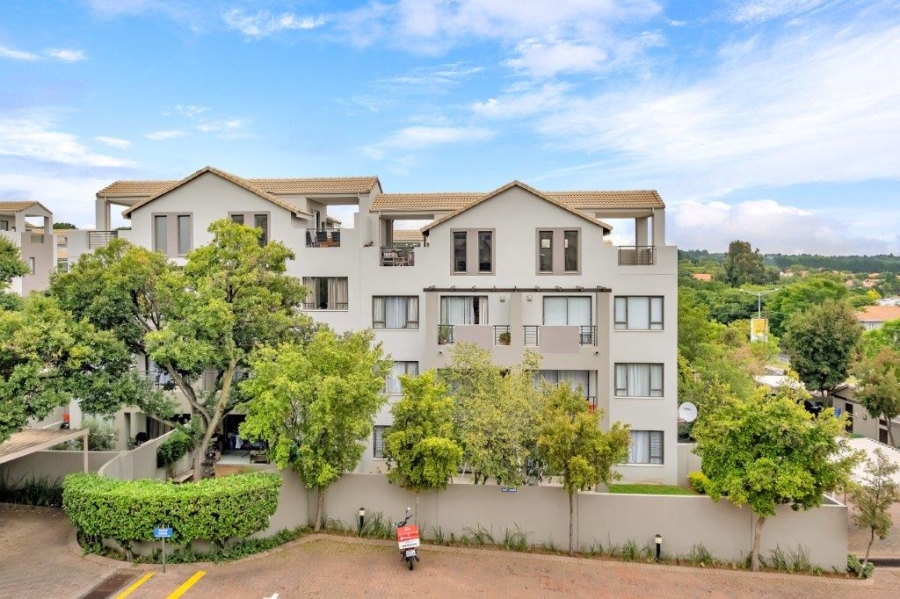 1 Bedroom Property for Sale in Bryanston Gauteng