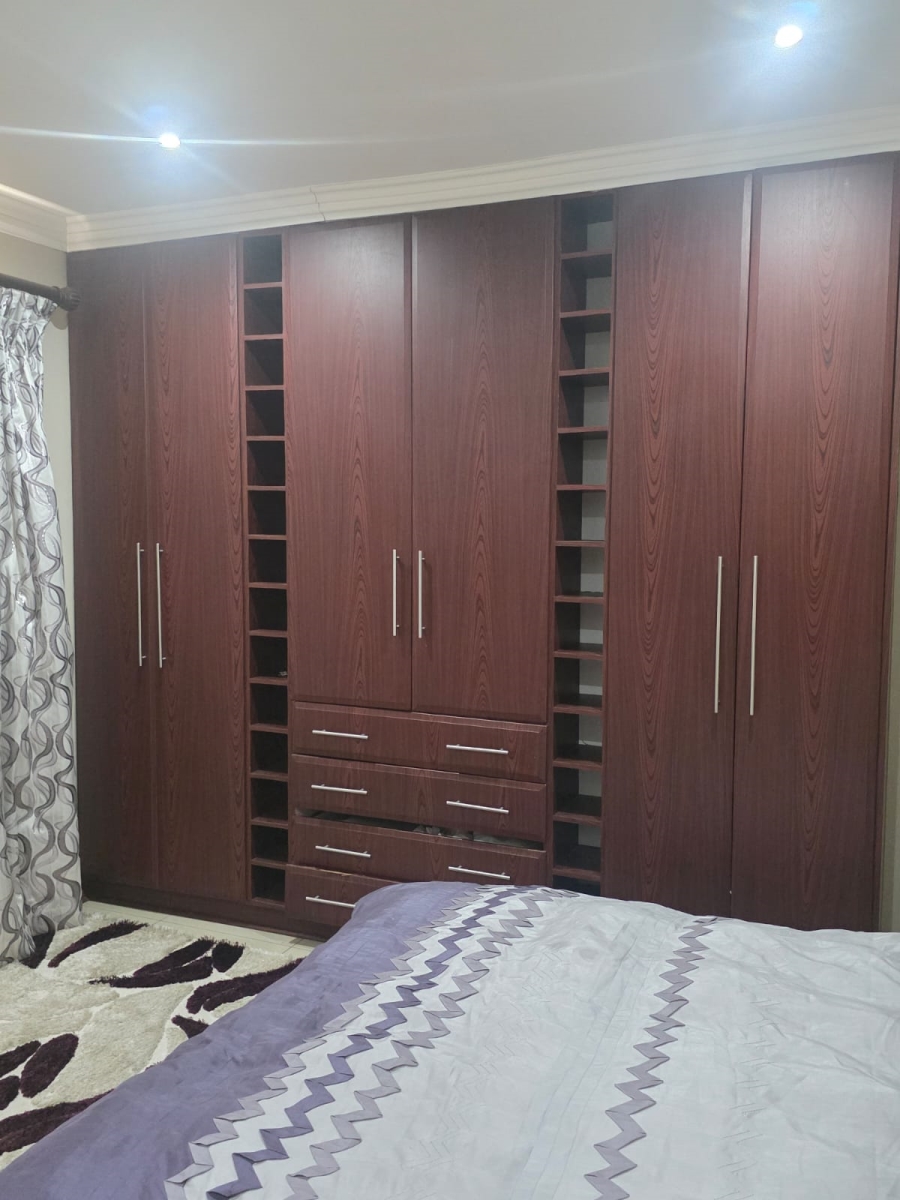 To Let 4 Bedroom Property for Rent in Midlands Estate Gauteng