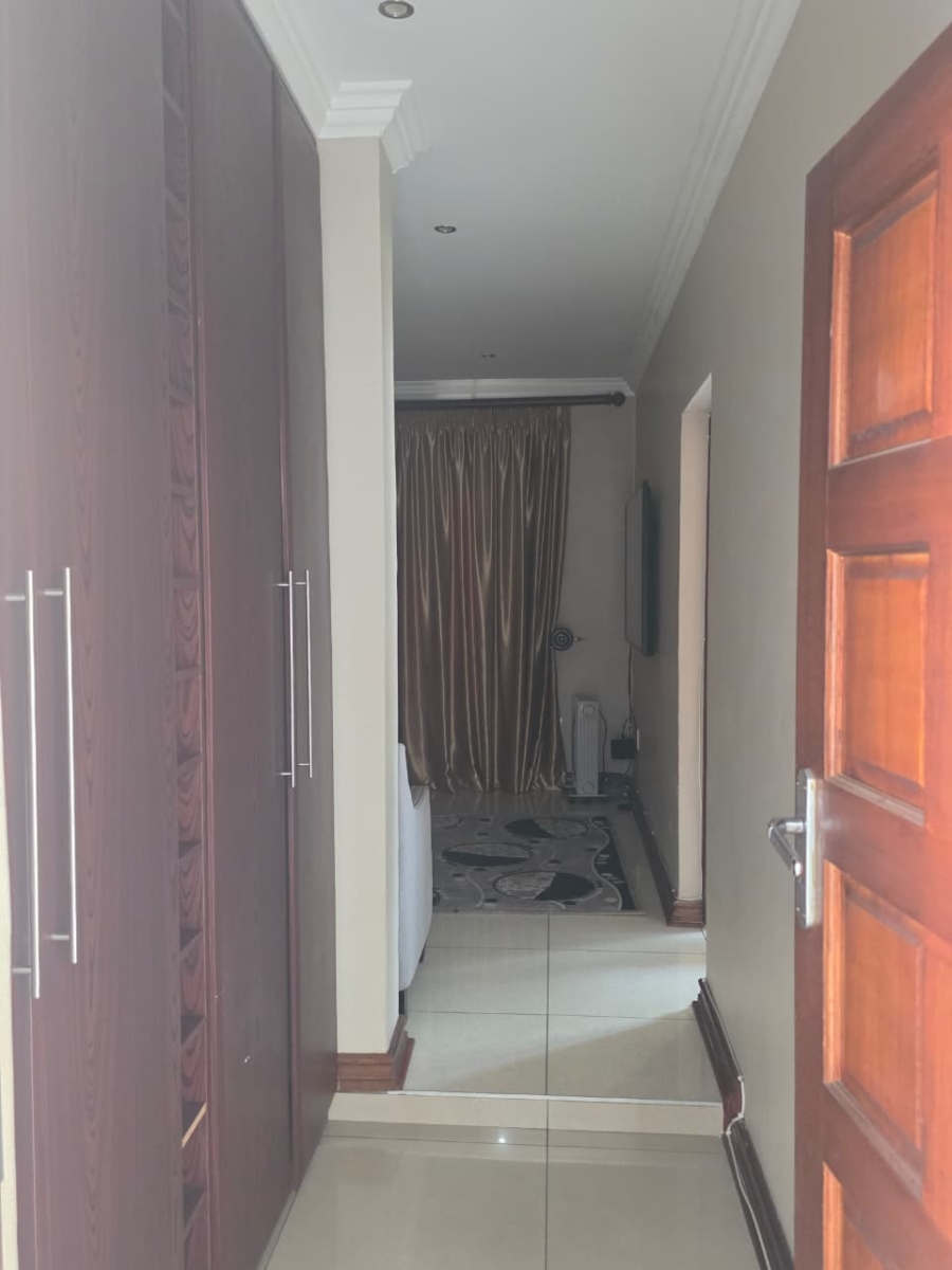 To Let 4 Bedroom Property for Rent in Midlands Estate Gauteng