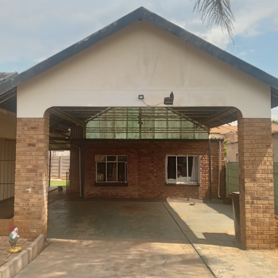 3 Bedroom Property for Sale in Danville Gauteng