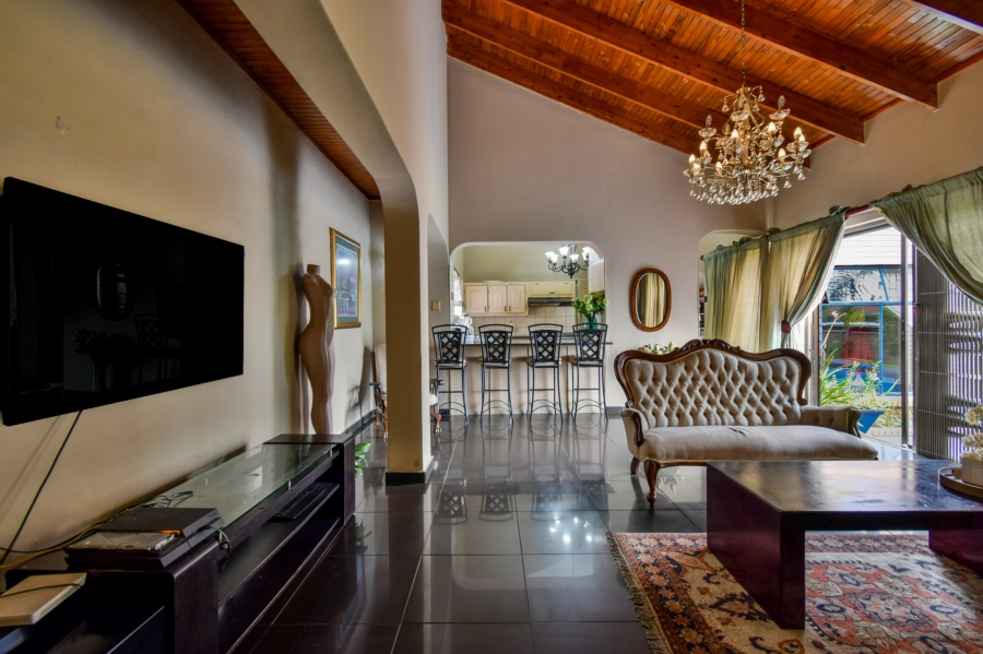 4 Bedroom Property for Sale in Moreleta Park Gauteng