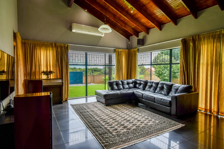 4 Bedroom Property for Sale in Moreleta Park Gauteng