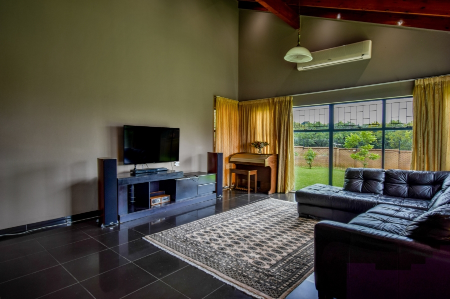 4 Bedroom Property for Sale in Moreleta Park Gauteng