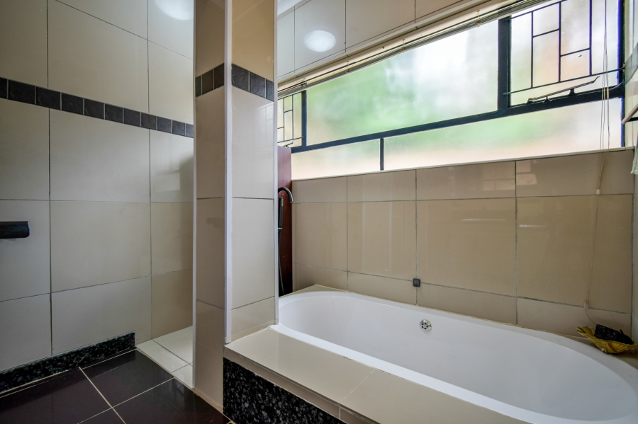 4 Bedroom Property for Sale in Moreleta Park Gauteng