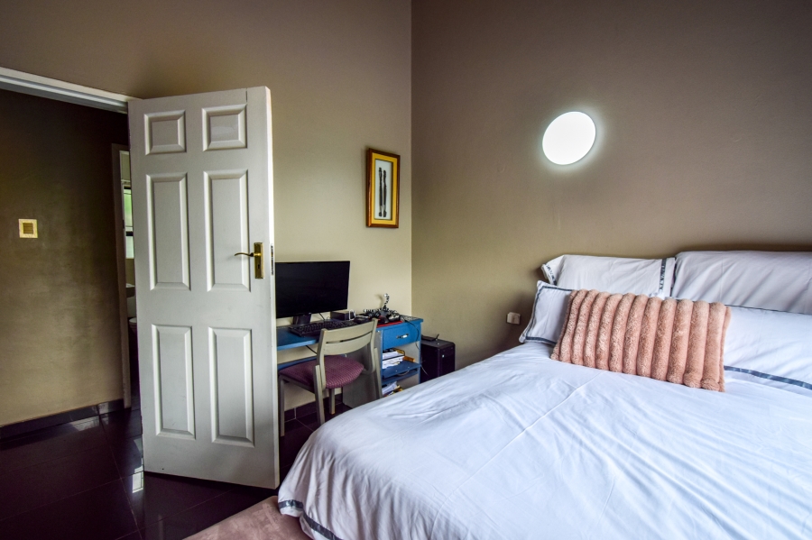 4 Bedroom Property for Sale in Moreleta Park Gauteng