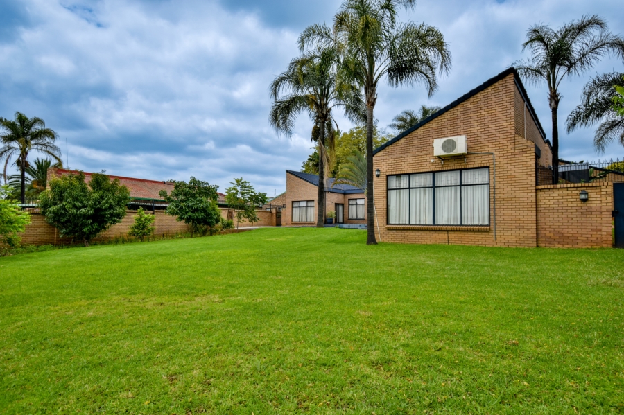 4 Bedroom Property for Sale in Moreleta Park Gauteng