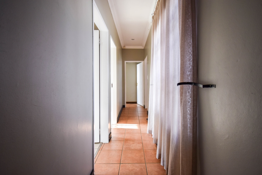 4 Bedroom Property for Sale in Moreleta Park Gauteng