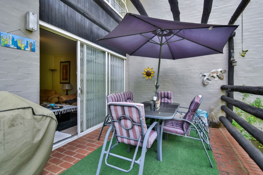 3 Bedroom Property for Sale in La Montagne Gauteng