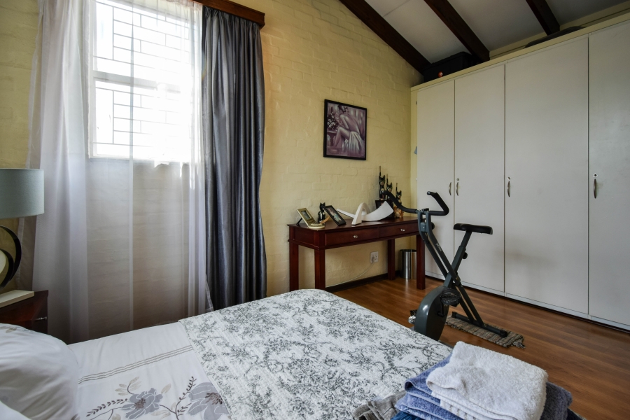 3 Bedroom Property for Sale in La Montagne Gauteng