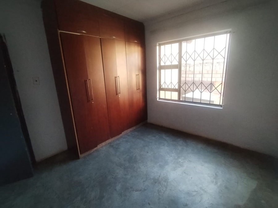 2 Bedroom Property for Sale in Vosloorus Gauteng