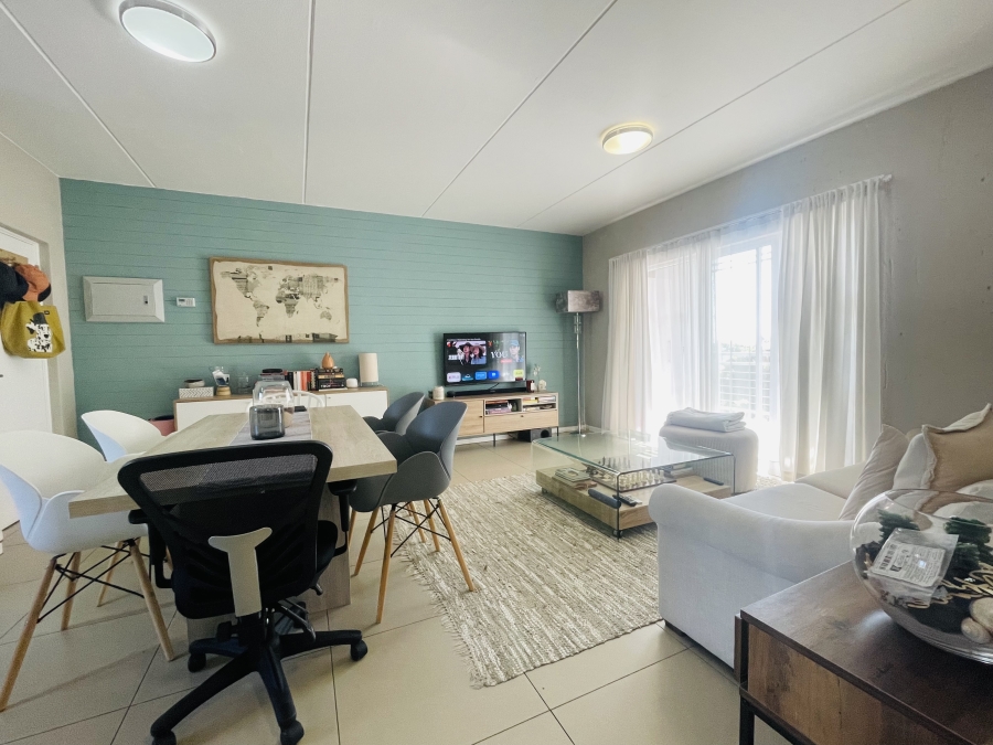 To Let 2 Bedroom Property for Rent in Paulshof Gauteng