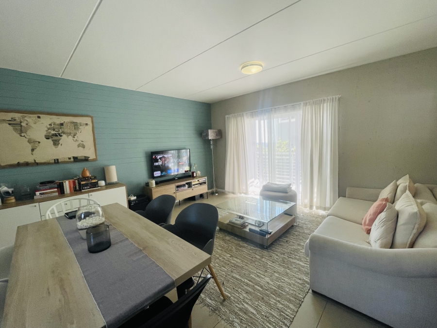 To Let 2 Bedroom Property for Rent in Paulshof Gauteng