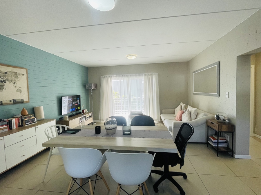 To Let 2 Bedroom Property for Rent in Paulshof Gauteng