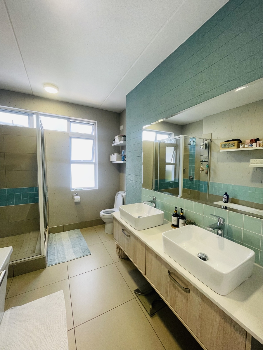 To Let 2 Bedroom Property for Rent in Paulshof Gauteng