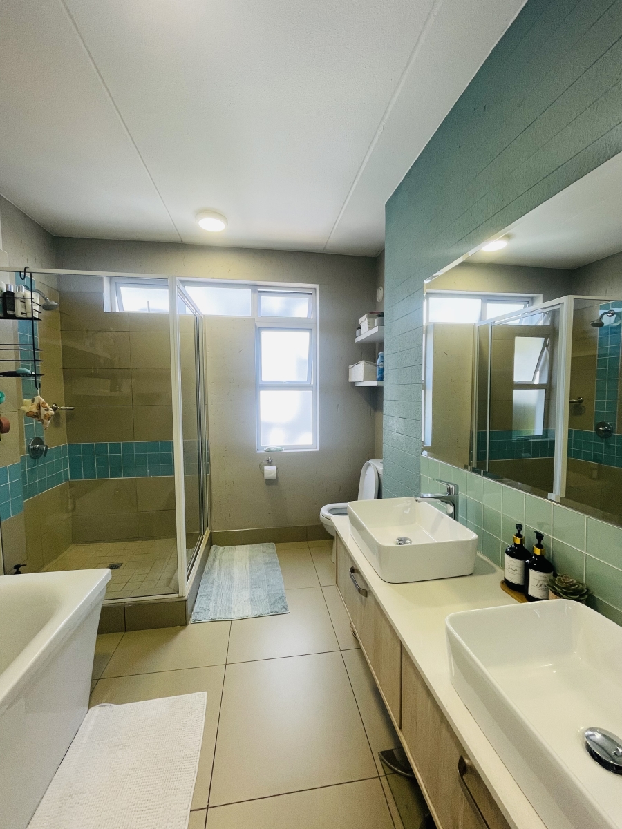 To Let 2 Bedroom Property for Rent in Paulshof Gauteng