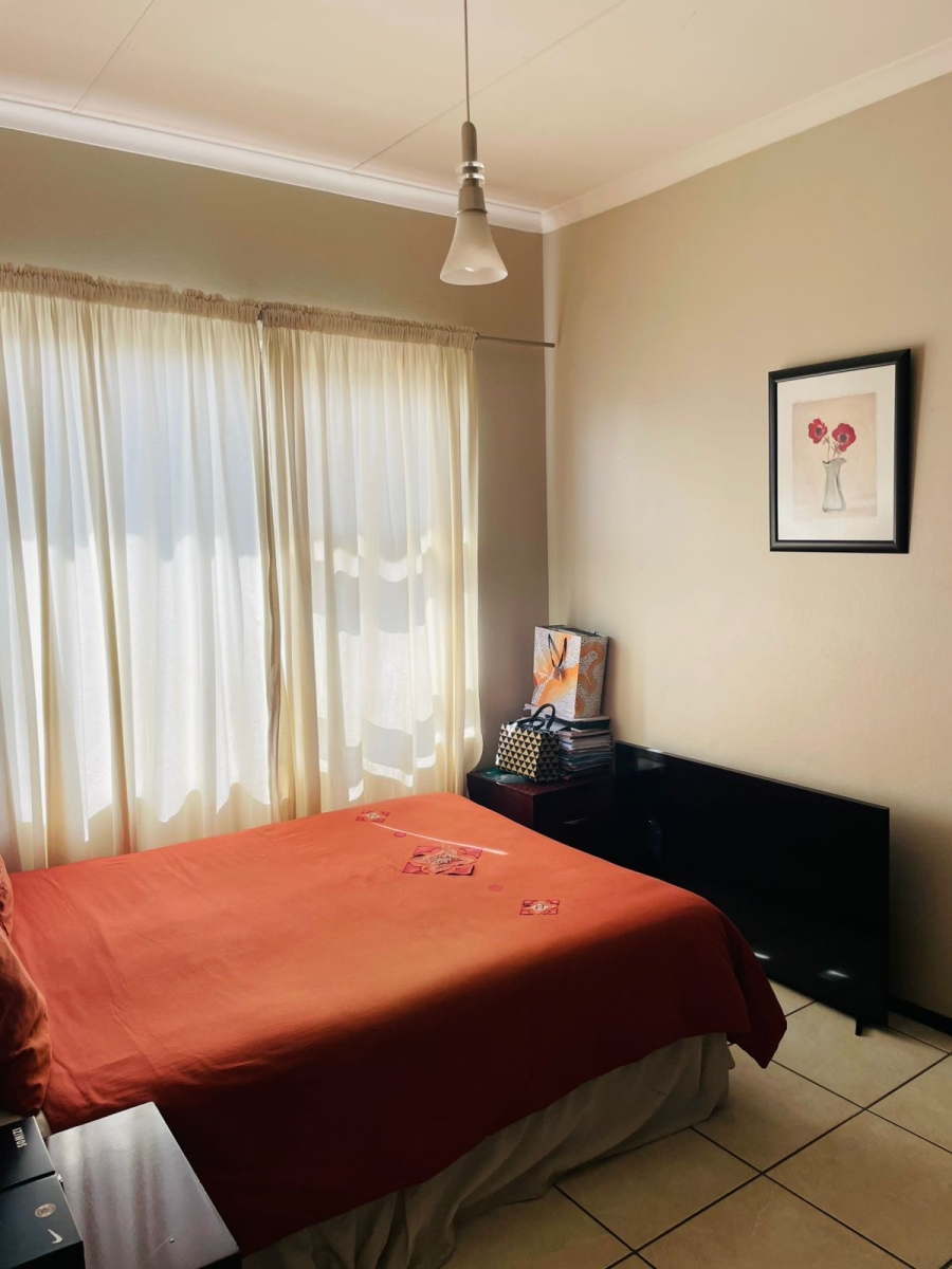 To Let 2 Bedroom Property for Rent in North Riding Gauteng