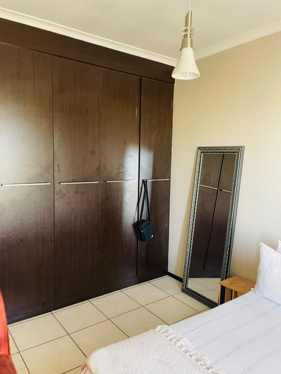 To Let 2 Bedroom Property for Rent in North Riding Gauteng