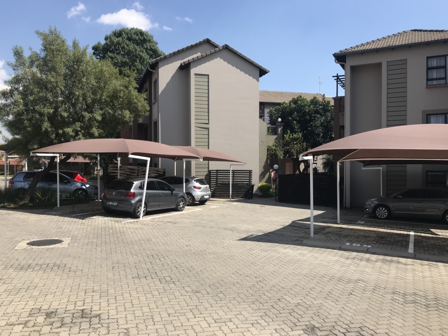 To Let 2 Bedroom Property for Rent in North Riding Gauteng