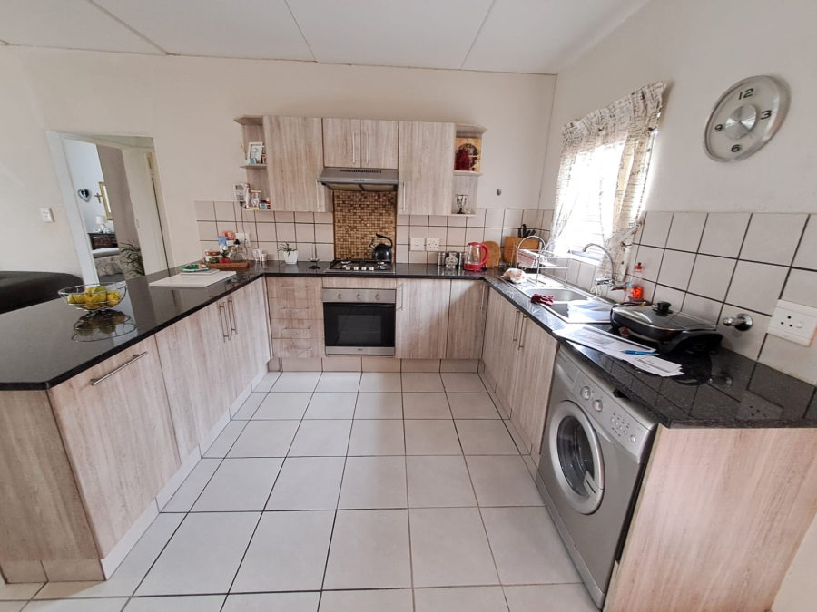 2 Bedroom Property for Sale in Union Gauteng