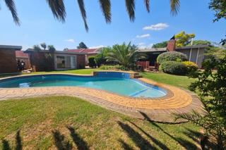 4 Bedroom Property for Sale in Verwoerdpark Gauteng